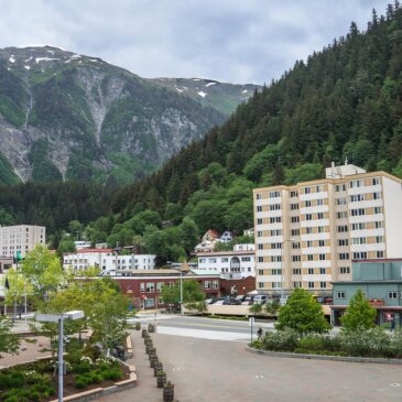 Sikeres szén-dioxid-kiegyenlítési projekt az alaszkai Juneau-ban, kiemelve a fenntartható kezdeményezéseket